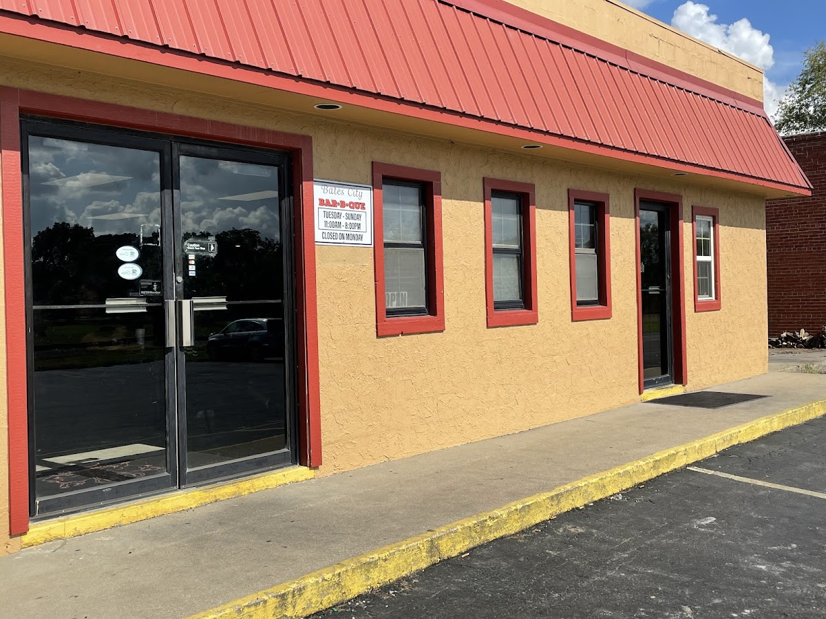 Bates City Bbq